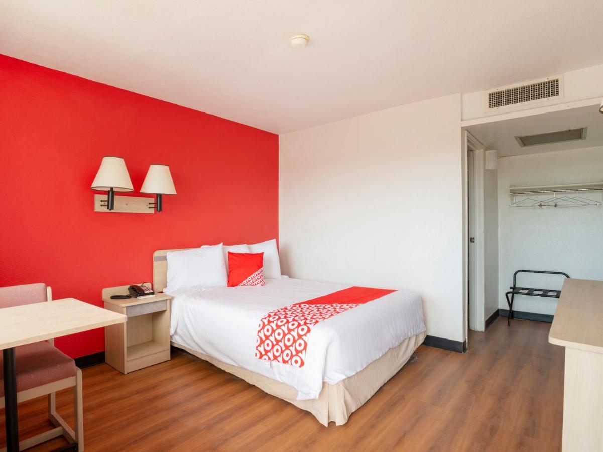 Oyo Hotel วิลค็อกซ์ ภายนอก รูปภาพ