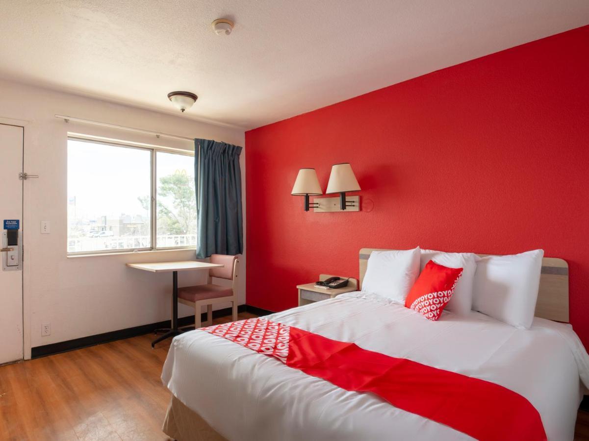 Oyo Hotel วิลค็อกซ์ ภายนอก รูปภาพ